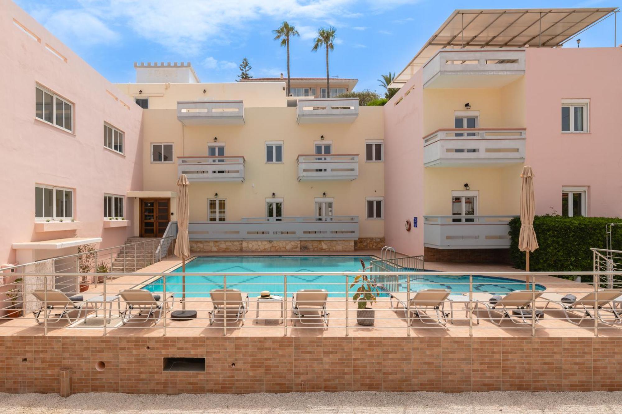 Thelesi Apartments Stalós Exterior foto